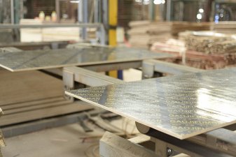 廣西覆膜板廠(chǎng)家供應(yīng)36尺模板