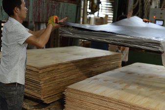 覆膜大板廣西南寧模板廠家供應